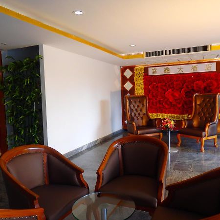 Pohseen Grand Palace Hotel Banguecoque Exterior foto